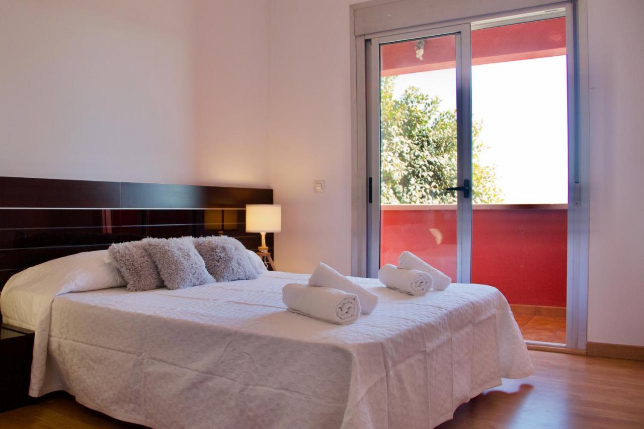 Click&Guest - Sun Dream House Apartman Vecindario  Kültér fotó