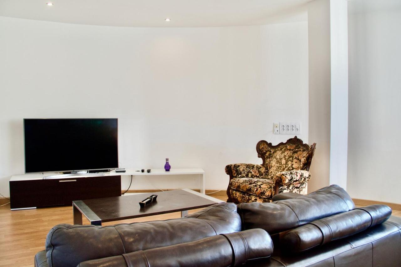 Click&Guest - Sun Dream House Apartman Vecindario  Kültér fotó